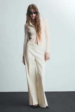 Pantalón pinzas wideleg de Mango en Pantalones para argentina
