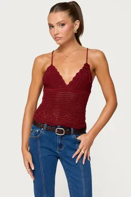 Top delila crochet escote de Edikted en Tops para argentina