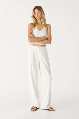 Pantalón recto de lino de Stradivarius en Pantalones para argentina