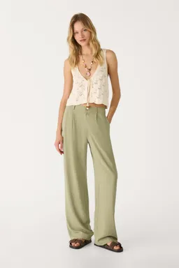 Pantalón recto de lino de Stradivarius en Pantalones para argentina