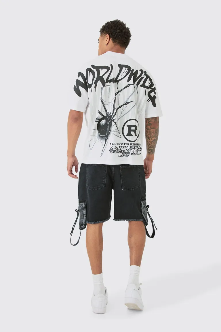 Remera oversized estampado araña espalda de Boohooman en Remeras y Polos para argentina