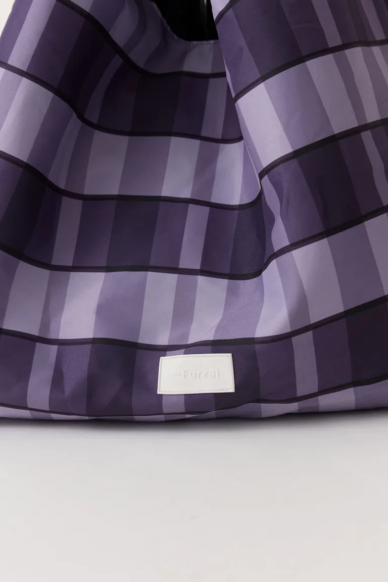 Bolso tote con diseño estampado de rayas y manijas integradas para transporte al hombro de Furzai en Bolsos y Carteras para argentina