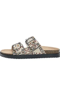 Sandalias hebilla estampadas de Pull&Bear en Sandalias y Ojotas para argentina