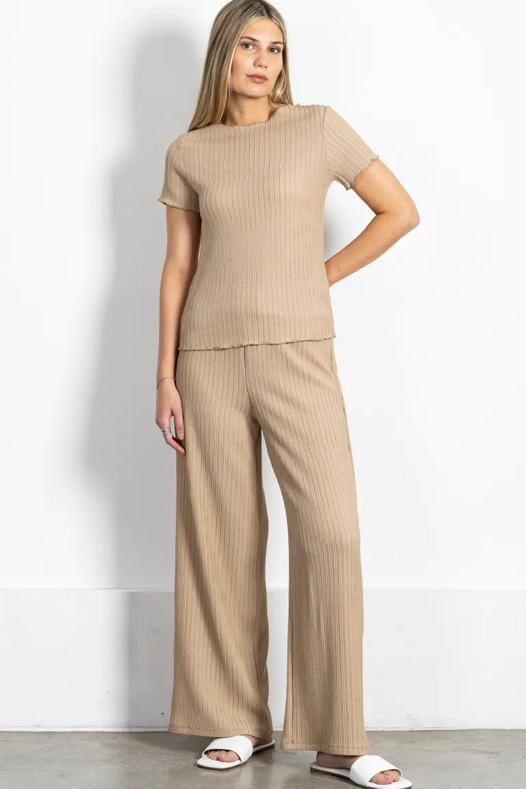 Remera manga corta con textura arrugada y detalles de roulette para mujer de Kill en Remeras para argentina