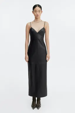 Vestido tirantes cuero de Mango en Vestidos para argentina