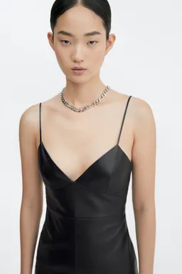 Vestido tirantes cuero de Mango en Vestidos para argentina