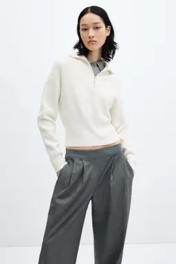 Sweater cuello cremallera de Mango en Buzos y Sweaters para argentina
