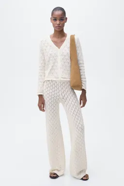 Pantalón recto punto calado de Mango en Pantalones para argentina