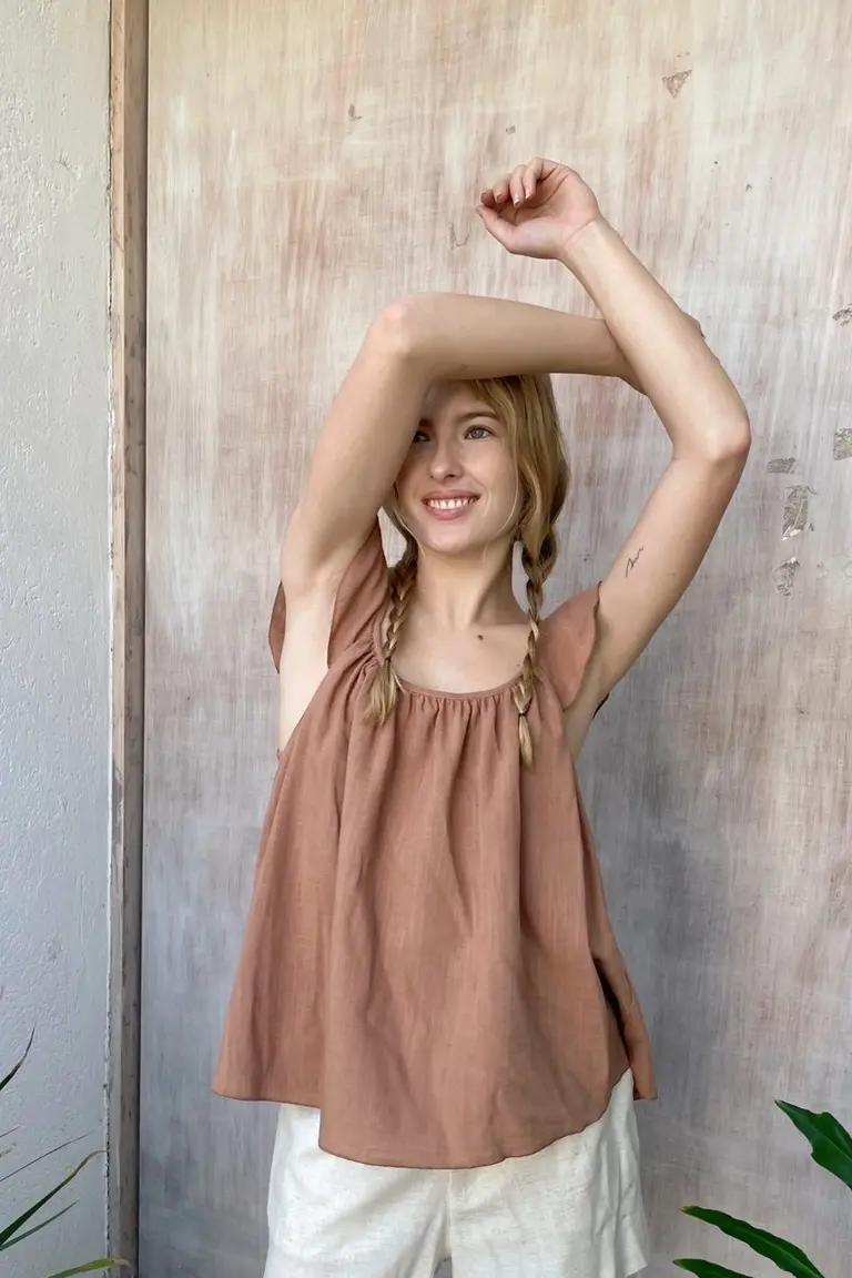 Musculosa con Volados de Hesed en Blusas para argentina