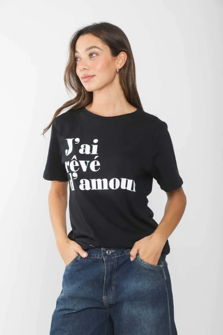 Remera de algodón con estampado de frase en color gris oscuro para mujer de Belle en Remeras para argentina