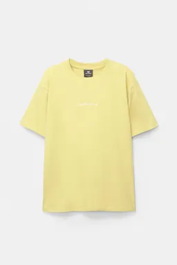 Remera bordada de Pull&Bear en Remeras y Polos para argentina