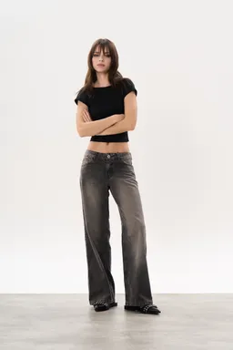 Jean denim tiro bajo pardo de Magda en Pantalones para argentina