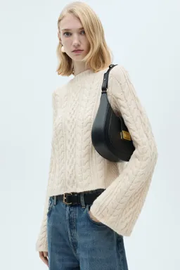 Sweater trenzado manga acampanada de Mango en Buzos y Sweaters para argentina