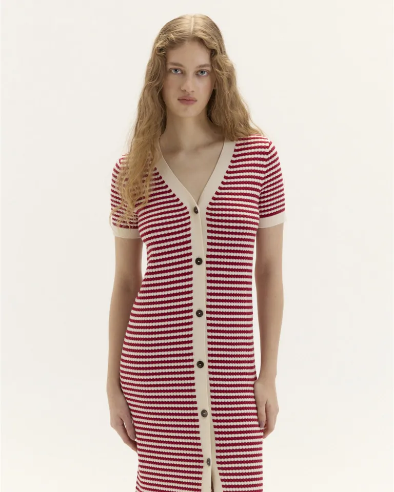 Vestido de rayas bicolor con escote en V y mangas cortas de Blue Sheep en Vestidos para argentina