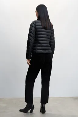 Anorak acolchado con bolsillos de Mango en Chaquetas para argentina