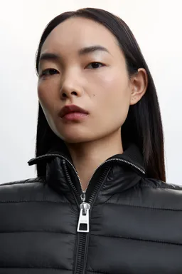 Anorak acolchado con bolsillos de Mango en Chaquetas para argentina
