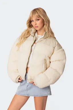 Campera puffer sherpa oversize de Edikted en Chaquetas para argentina