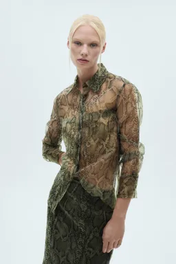 Camisa organza animal print de Mango en Camisas para argentina