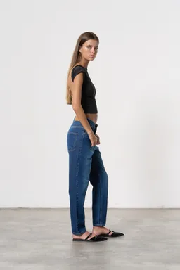 Jean denim mom sarah de Magda en Pantalones para argentina