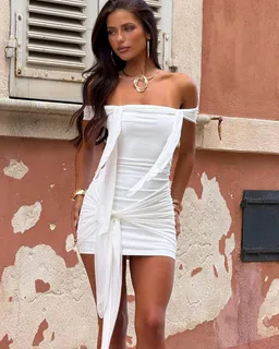 Mini vestido ela blanco de Outcast en Vestidos para argentina