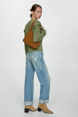 Blusa estampada con volantes de Mango en Blusas para argentina