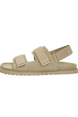 Sandalias de tiras de cuero de Pull&Bear en Sandalias y Ojotas para argentina