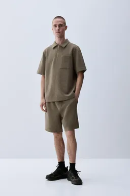 Polo textura bolsillo de Lefties en Remeras y Polos para argentina