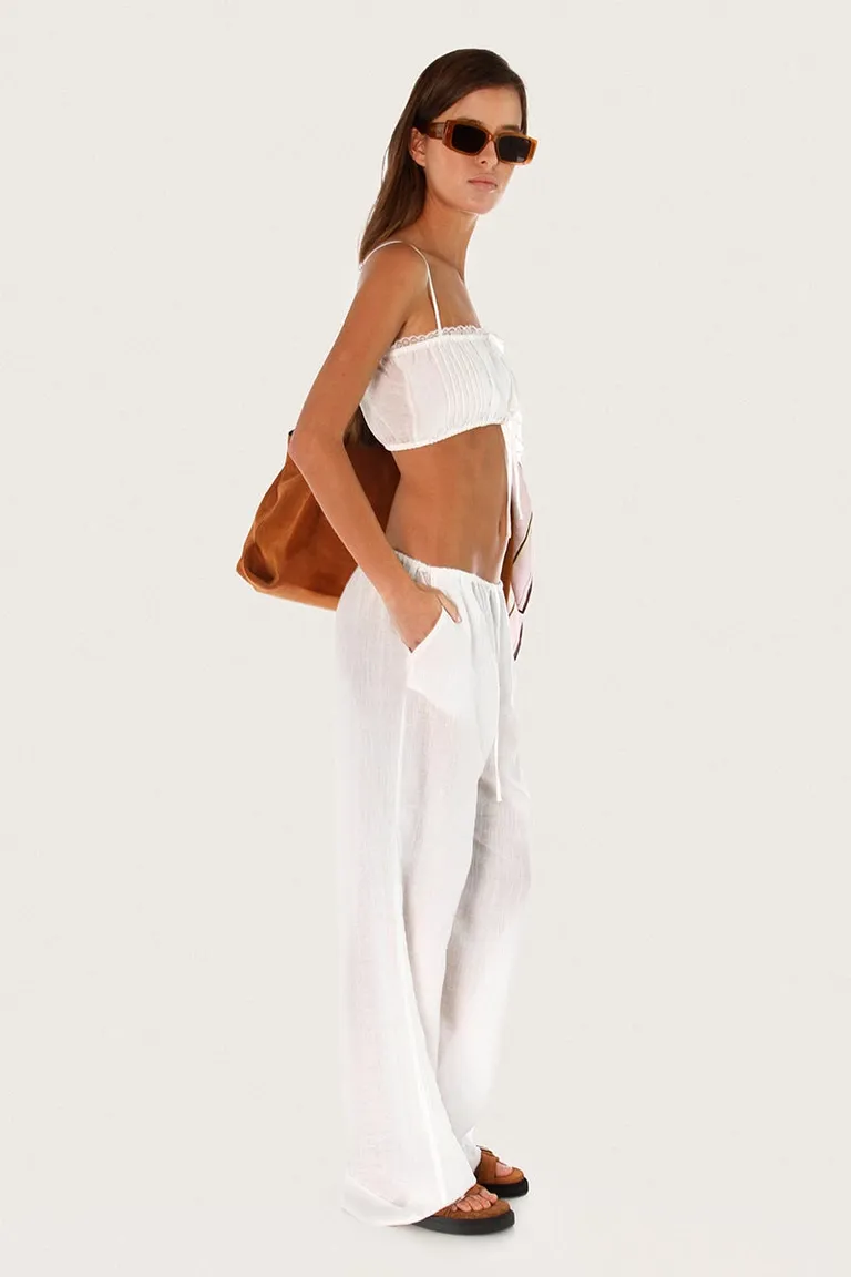 Pantalón de gasa blanco con cintura elástica y bolsillos de Sofia Sarkany en Pantalones para argentina