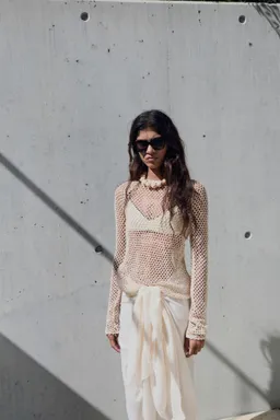 Sweater crochet manga larga de Mango en Buzos y Sweaters para argentina