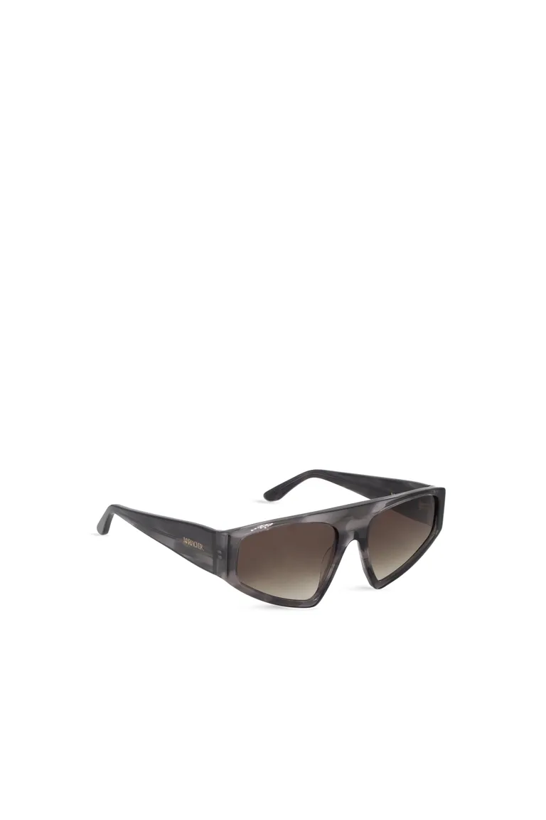 Lentes de sol de acetato negro con protección UV para mujer de Maria Cher en Anteojos para argentina