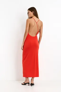 Vestido midi bretel asimétrico de Pull&Bear en Vestidos para argentina