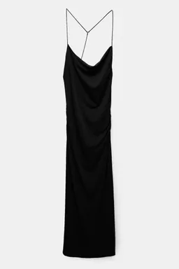 Vestido midi bretel asimétrico de Pull&Bear en Vestidos para argentina