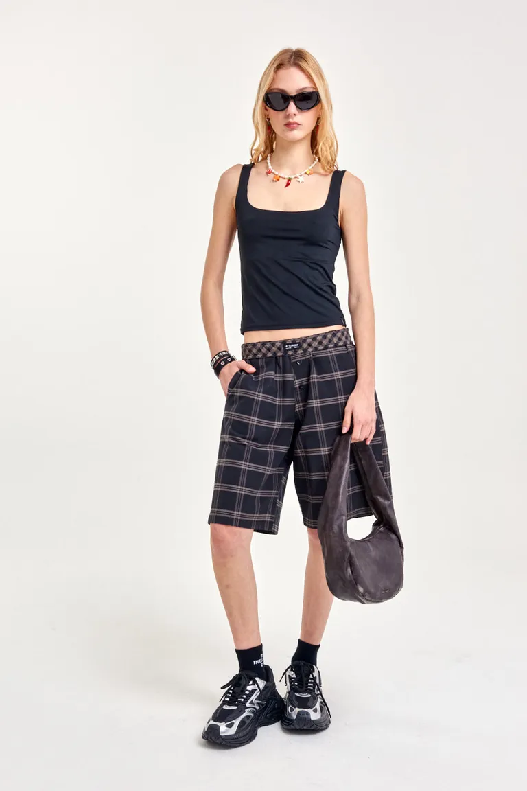 Bermuda cuadrillé con cintura elástica y bolsillo posterior de 47 Street en Shorts para argentina