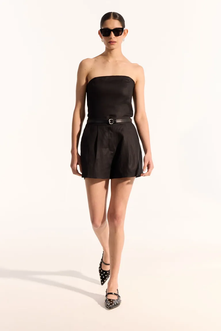 Corto de lino negro con pinzas y bolsillos laterales para mujer de Portsaid en Shorts para argentina