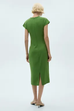 Vestido midi nudo de Mango en Vestidos para argentina