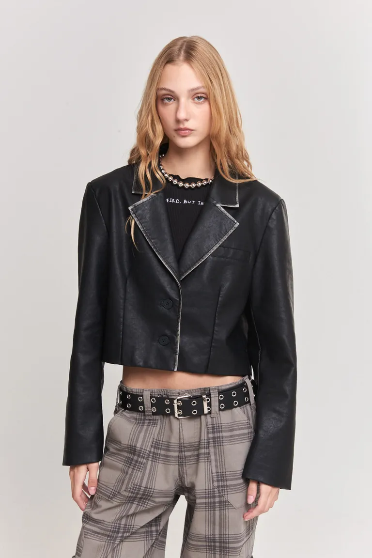 Chaqueta de efecto piel negra con acabado desgastado y detalles de marca de 47 Street en Chaquetas para argentina