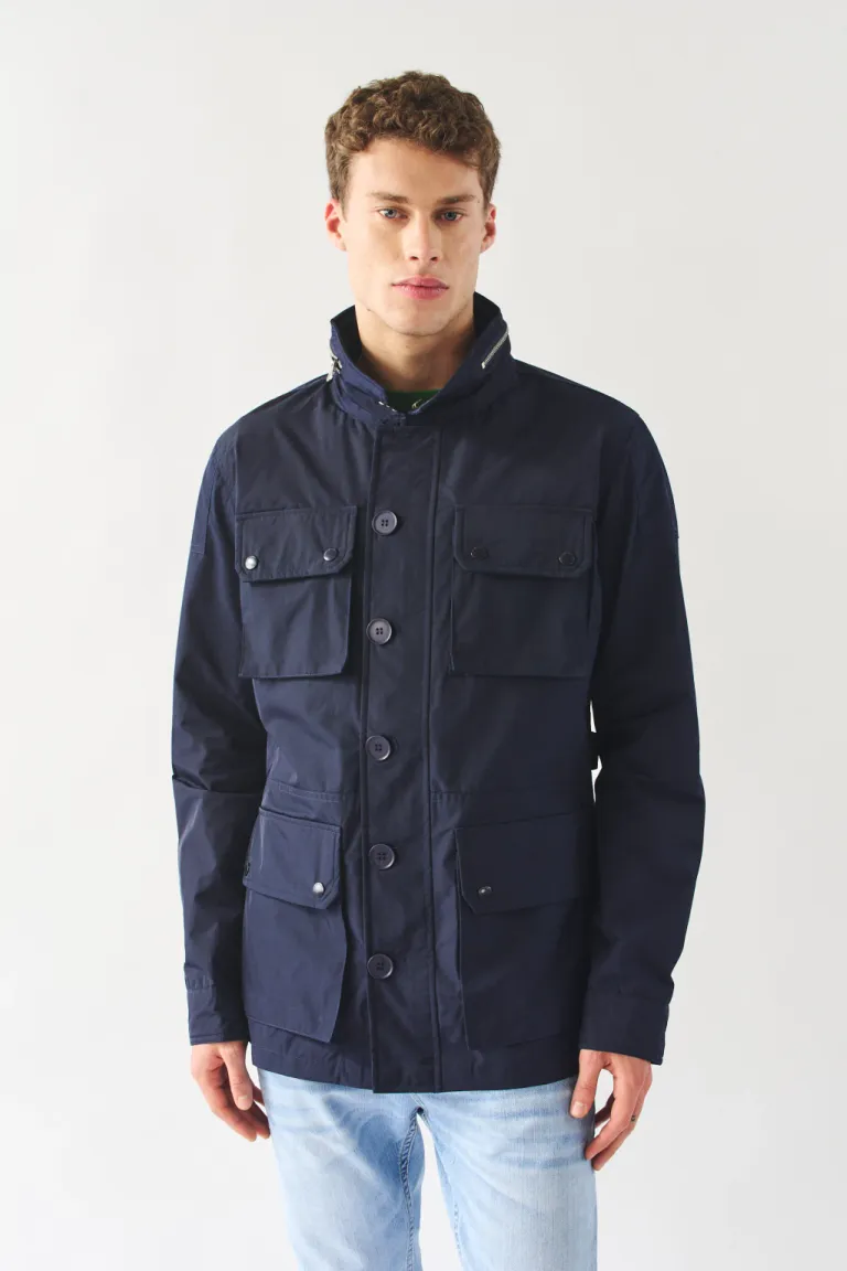 Campera de diseño casual con cierre y bolsillos delanteros para hombres de Bensimon en Abrigos y Camperas para argentina