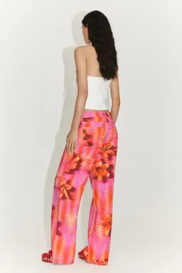 Jean wideleg estampado de Mango en Pantalones para argentina