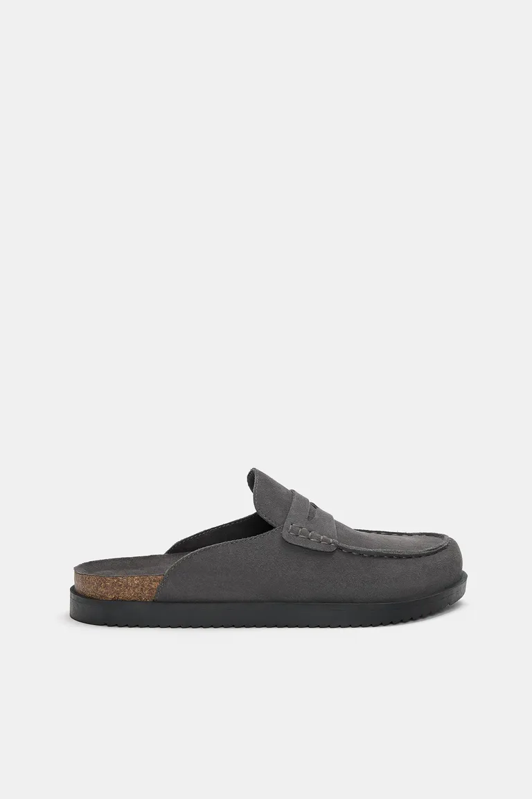Zuecos antifaz cuero de Pull&Bear en Pantuflas para argentina