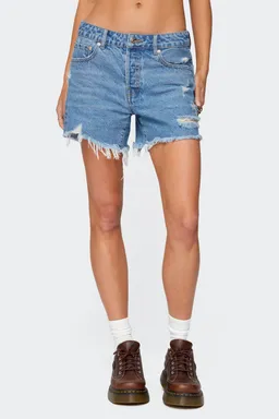 Short jean cale desgastado de Edikted en Shorts para argentina