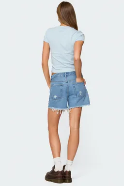 Short jean cale desgastado de Edikted en Shorts para argentina
