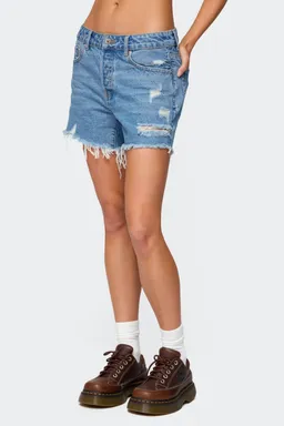 Short jean cale desgastado de Edikted en Shorts para argentina