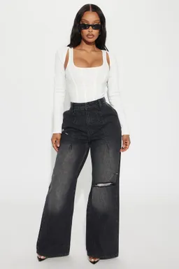 Pantalón jeans plisado roto de Fashion Nova en Pantalones para argentina