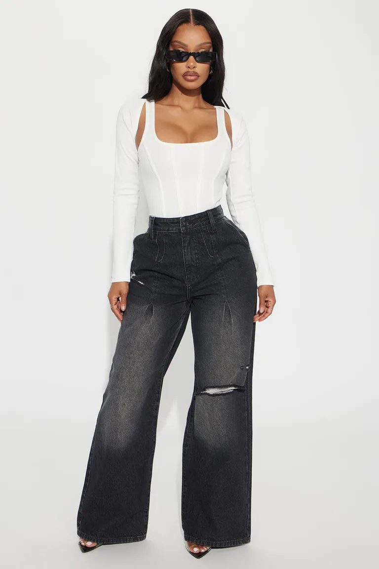 Pantalón jeans plisado roto de Fashion Nova en Pantalones para argentina
