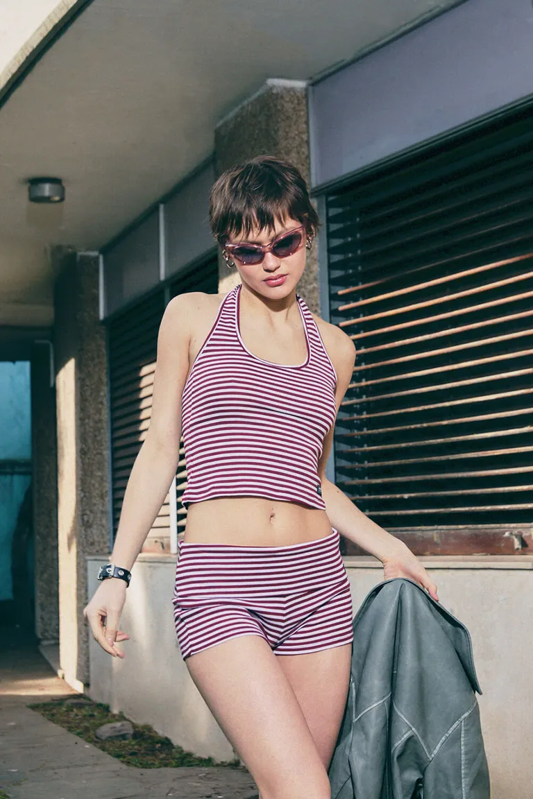 Short de diseño rayado para mujer, actualiza tu estilo con este práctico y cómodo básico de verano de 47 Street en Shorts para argentina