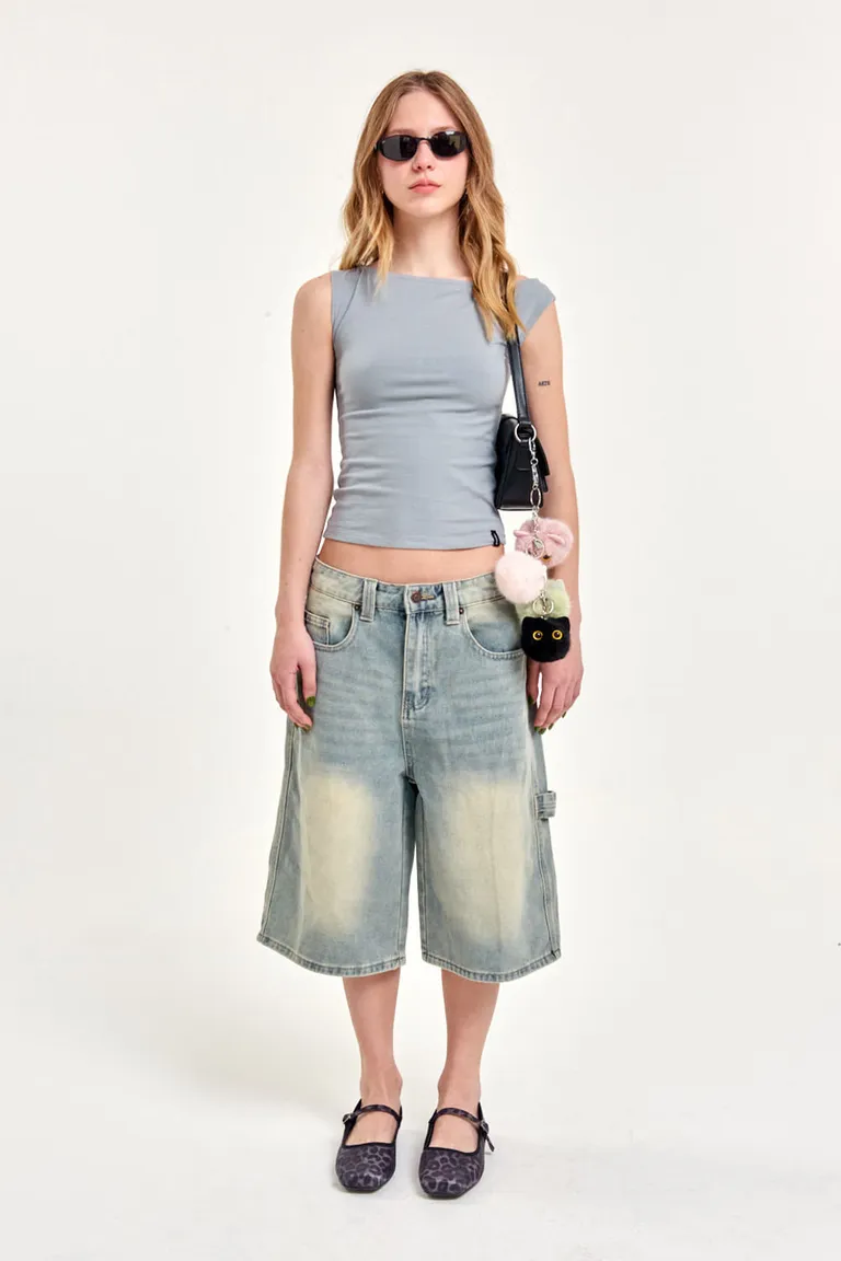 Shorts cortos de tela de jean con lavado desgastado en color celeste de 47 Street en Shorts para argentina