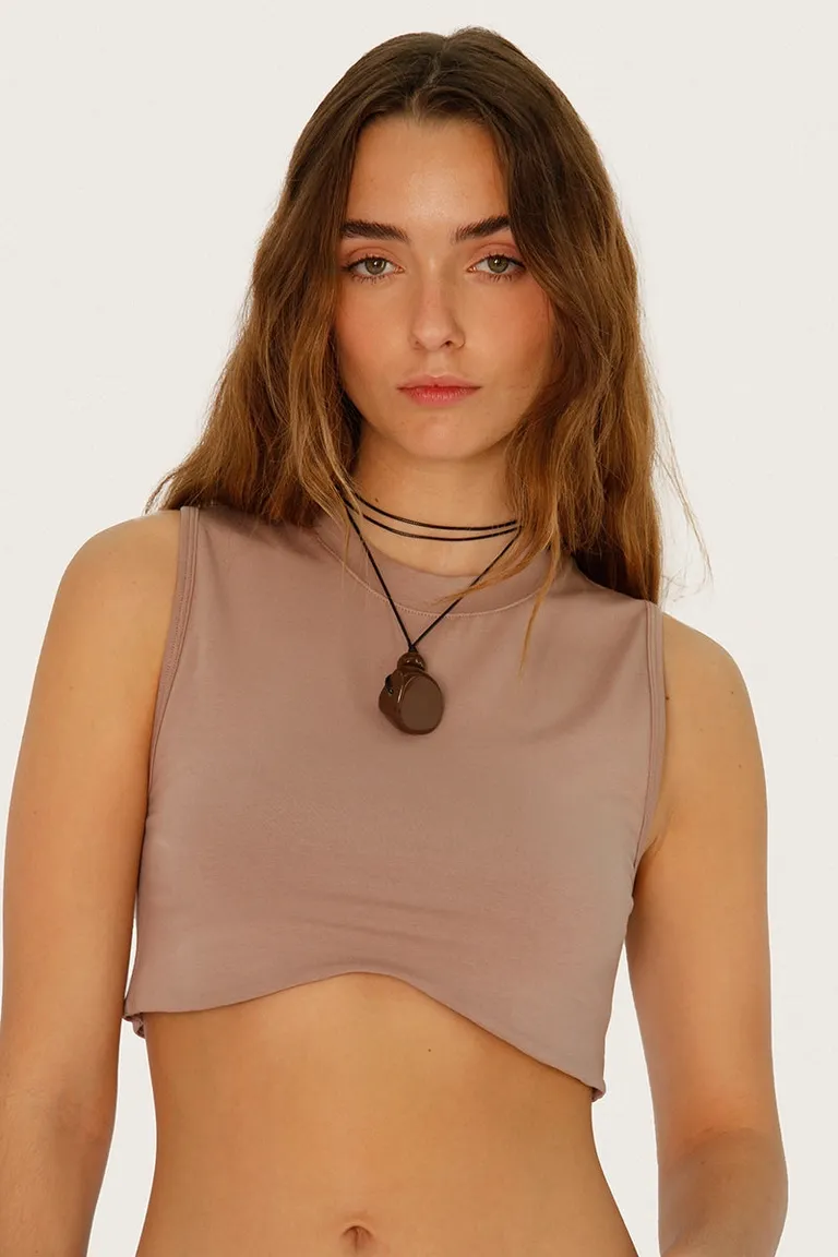 Top de jersey elástico de corte ajustado y diseño minimalista de Sofia Sarkany en Tops para argentina