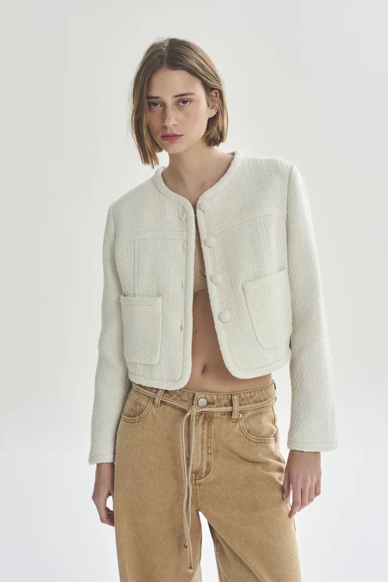 Blazer blanco estilo minimalista para mujer de Akiabara en Blazers para argentina