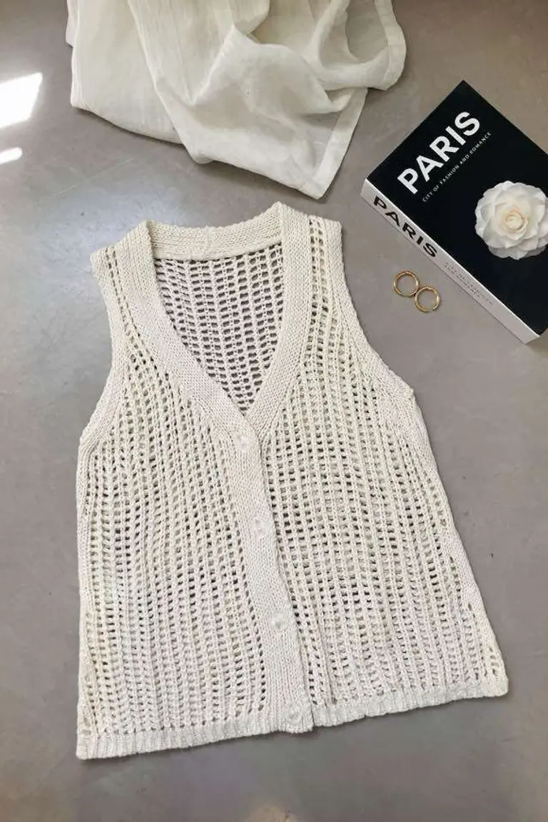 Chaleco Calado Elegante de Hesed en Chalecos para argentina