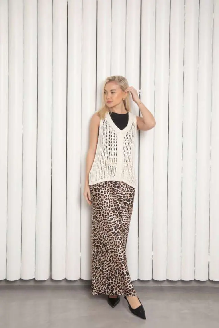 Chaleco Calado Elegante de Hesed en Chalecos para argentina